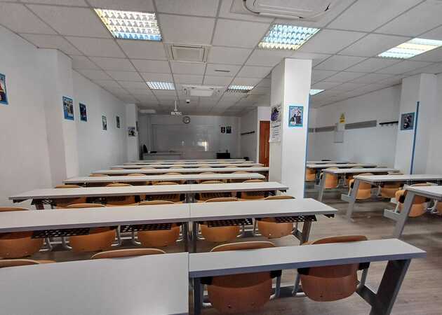 Galería de imágenes CENTRO DE ESTUDIOS OFIPOL, S.L. 2