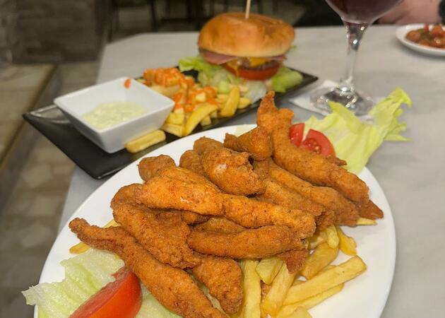 Galería de imágenes De 5 Bar cafeteria 6