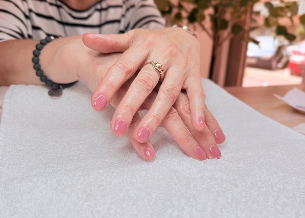 Galería de imágenes Glow Nails Studio 4