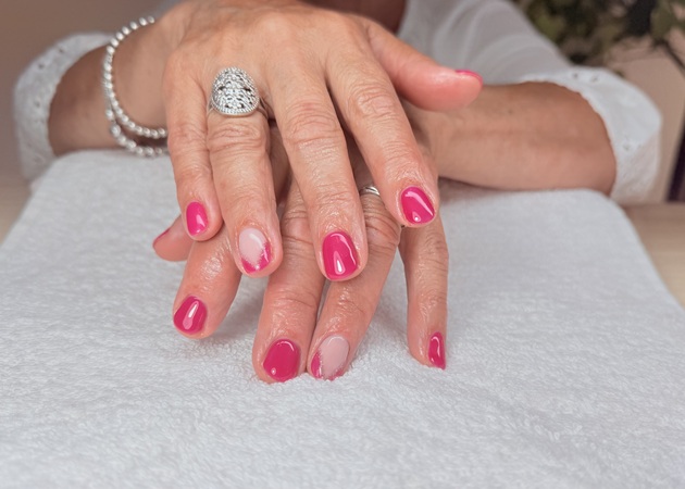 Galería de imágenes Glow Nails Studio 2