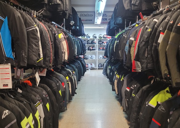 Galería de imágenes Outlet del Motorista Móstoles 2