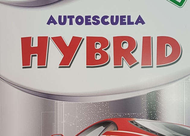 Galería de imágenes AUTOESCUELA HYBRID 1