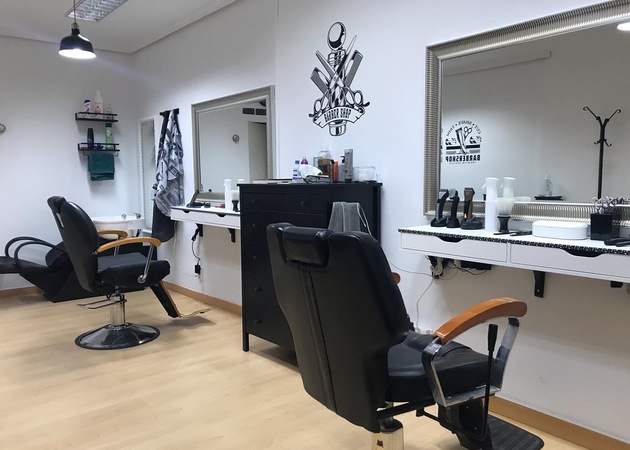 Galería de imágenes Peluquería musta 2