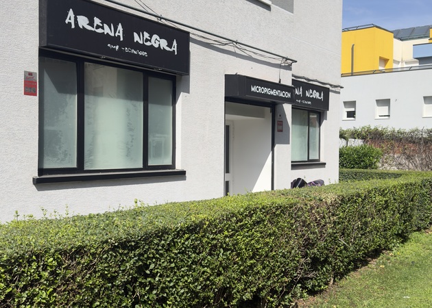 Galería de imágenes Arena negra Micropigmentación 1