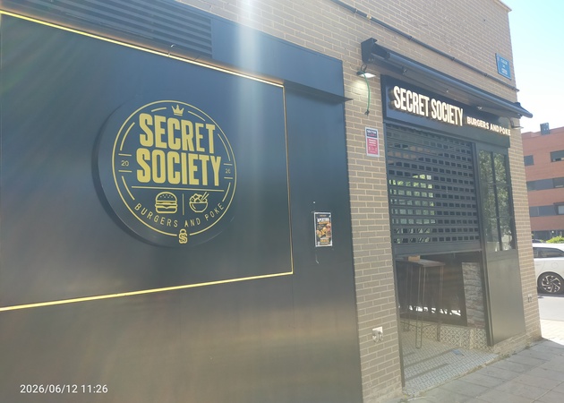 Galería de imágenes Secret Society Burger and Poke 1