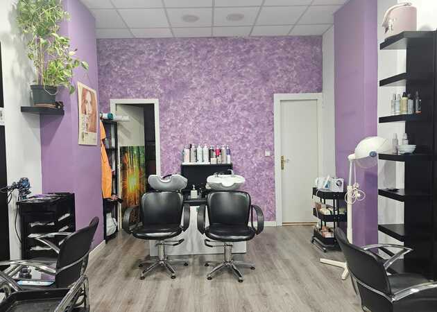 Galería de imágenes PELUQUERÍA PH22 ESTILISTAS 1