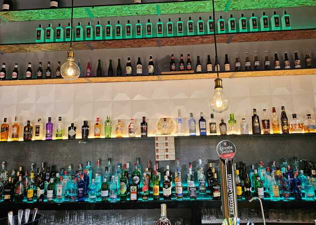 Galería de imágenes MEET PUB & LOUNGE 1