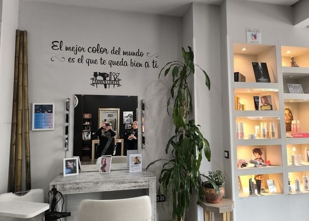 Galería de imágenes CARMEN CORTÉS PELUQUEROS 1