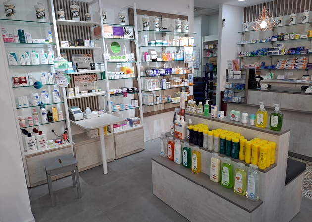 Galería de imágenes FARMACIA RHODES 2
