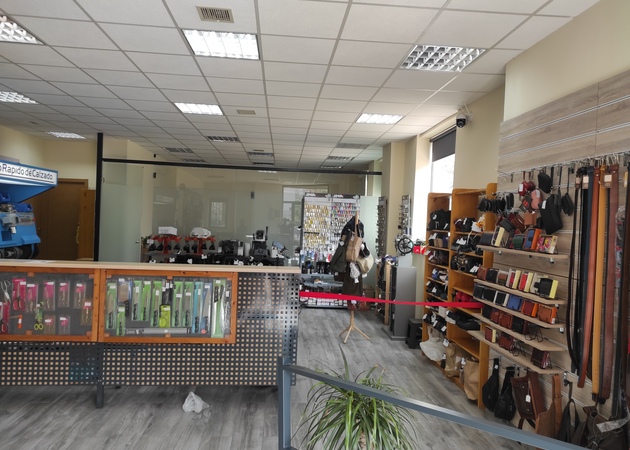 Galería de imágenes Reparación de calzados y duplicado de llaves 1