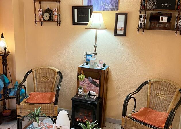 Galería de imágenes PELUQUERÍA ~ ESTÉTICA PADILLA 1