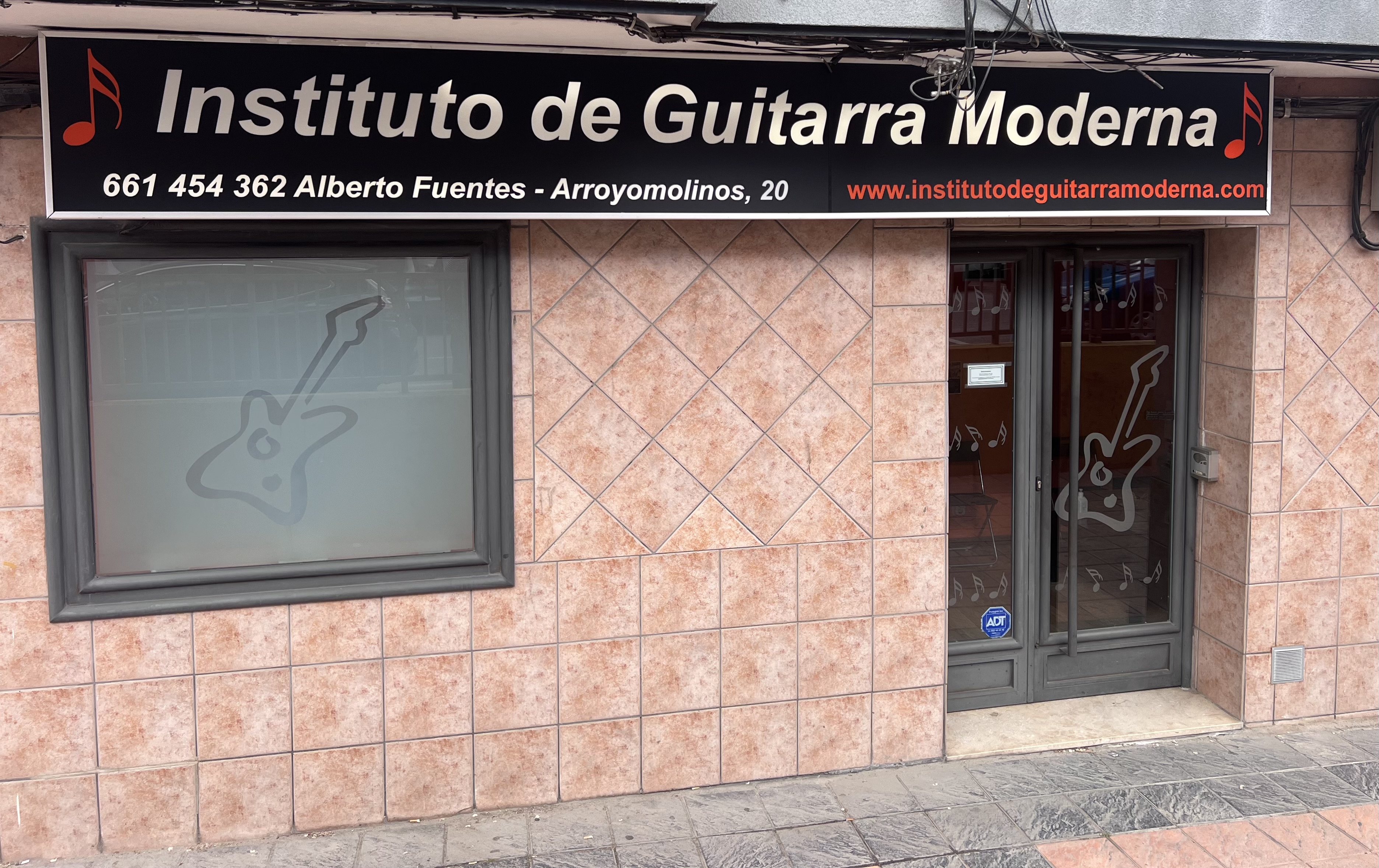 Foto de portada Instituto de Guitarra Moderna
