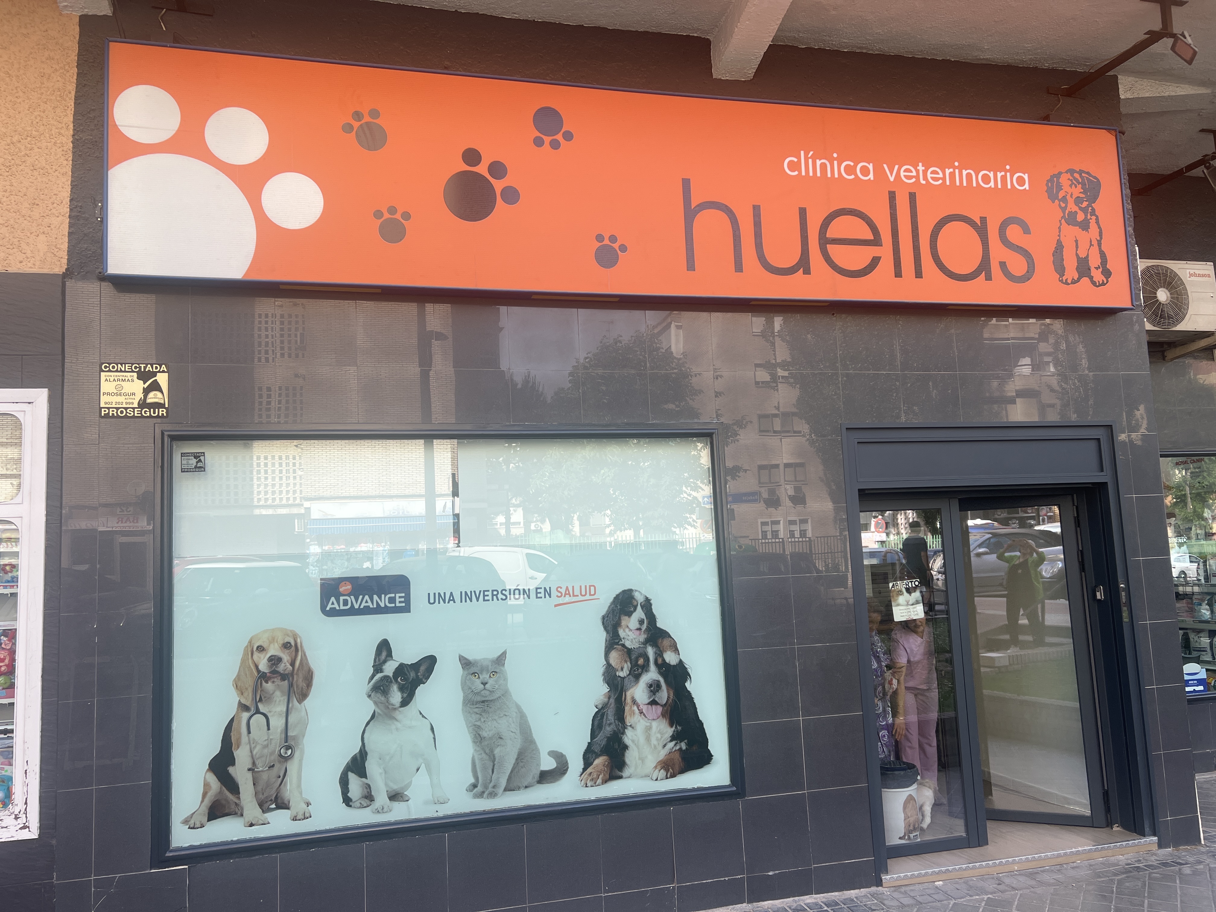 Foto de portada Clínica veterinaria Huellas