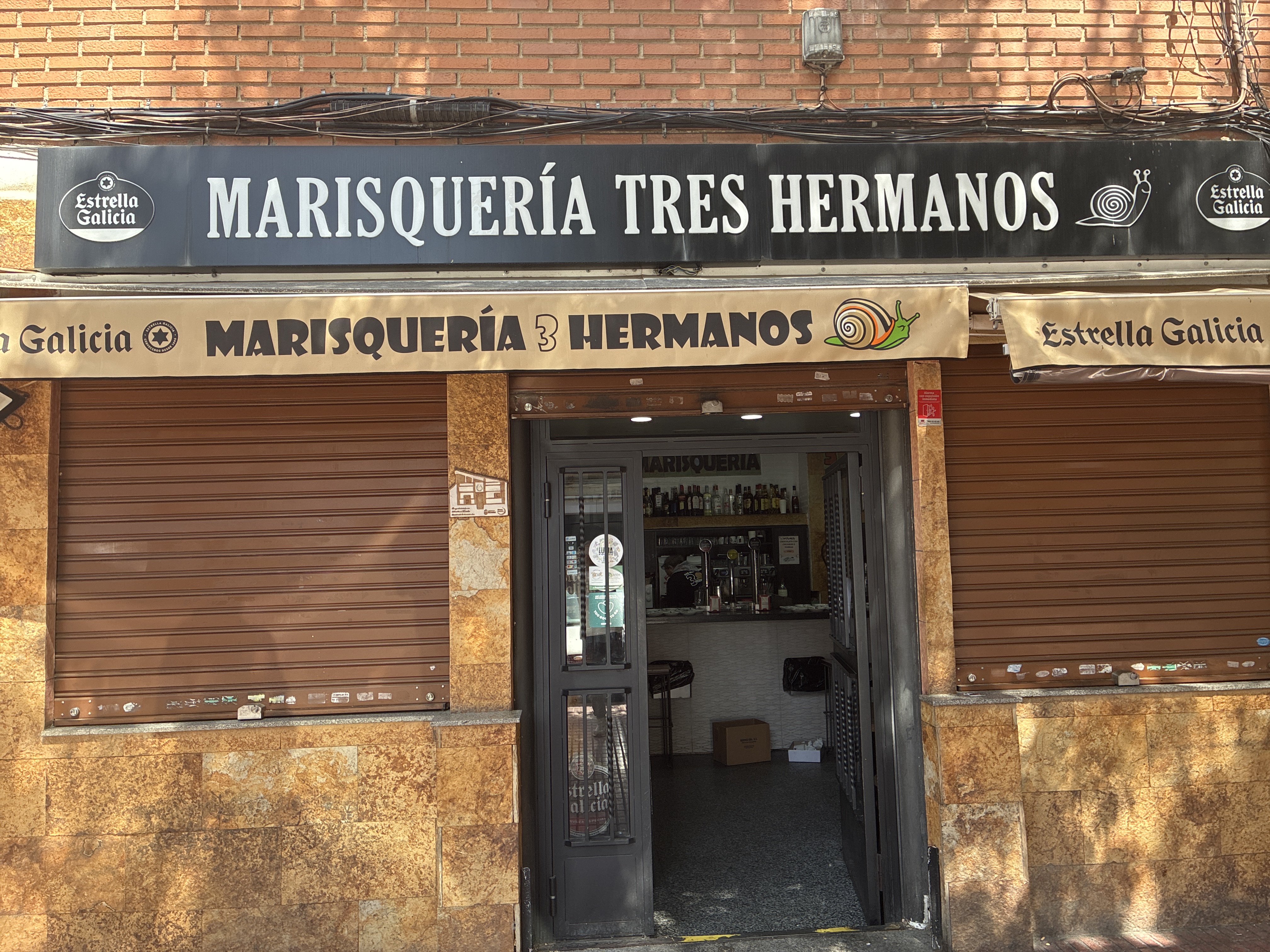 Foto de portada Marisquería Tres Hermanos