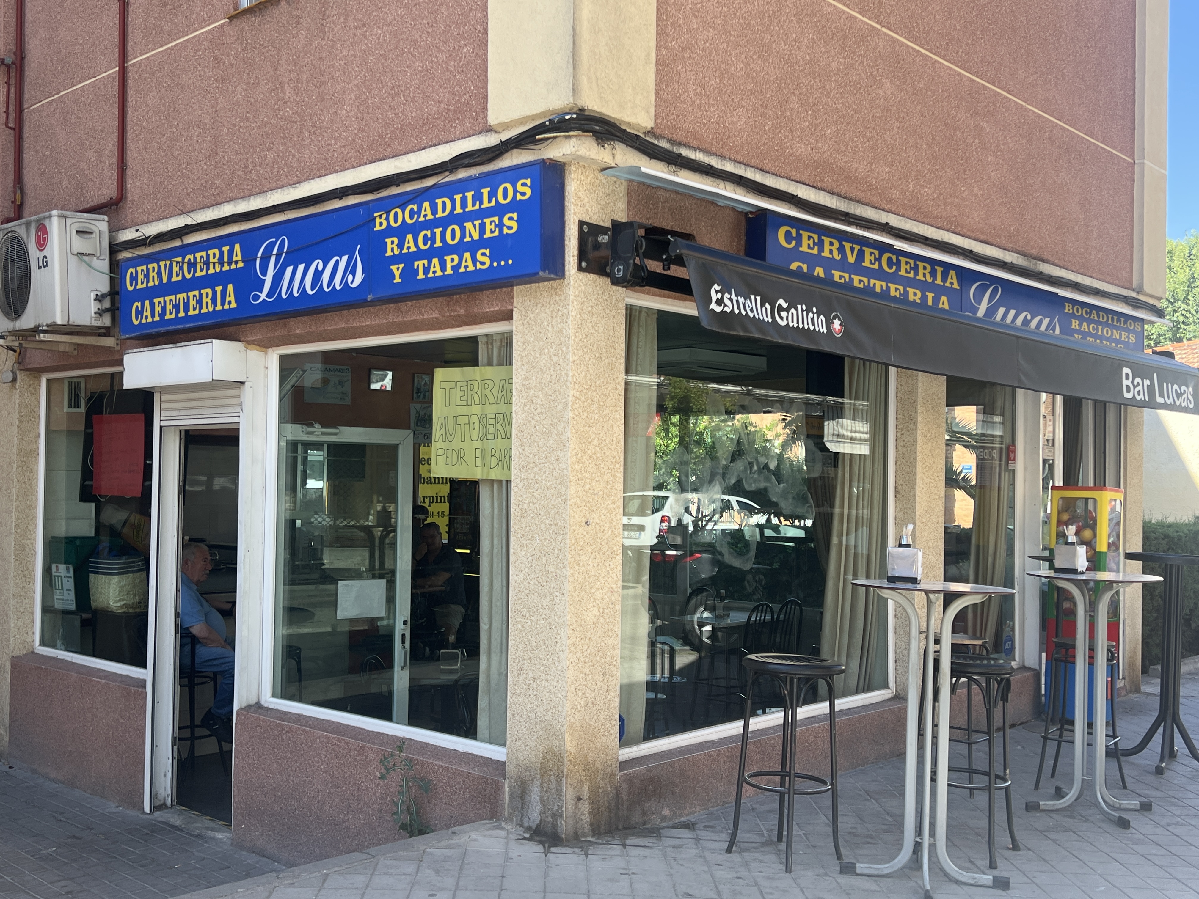 Foto de portada Cervecería Cadeteria Lucas