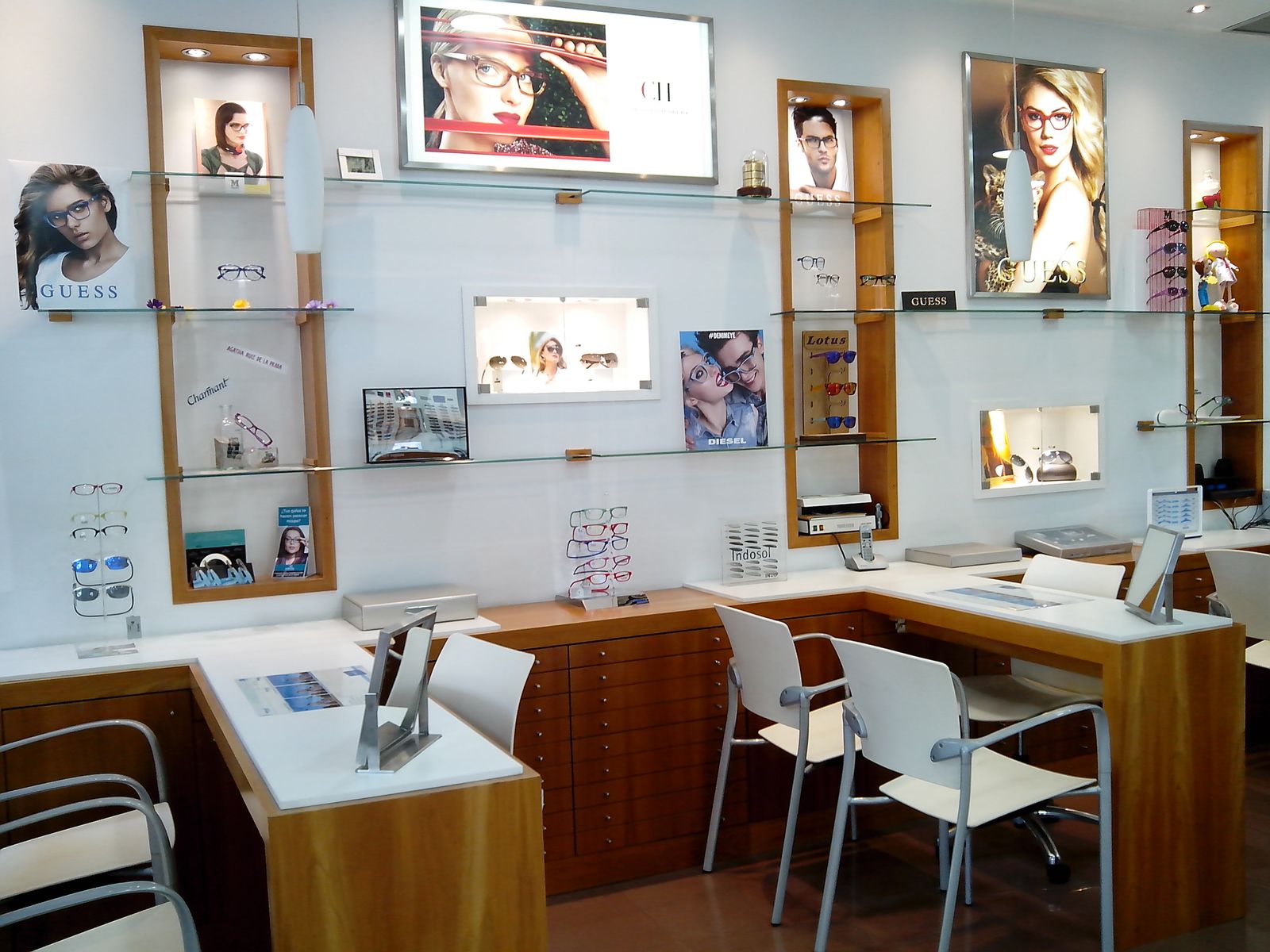 Foto de portada ÓPTICA SERAFÍN NEW VISION