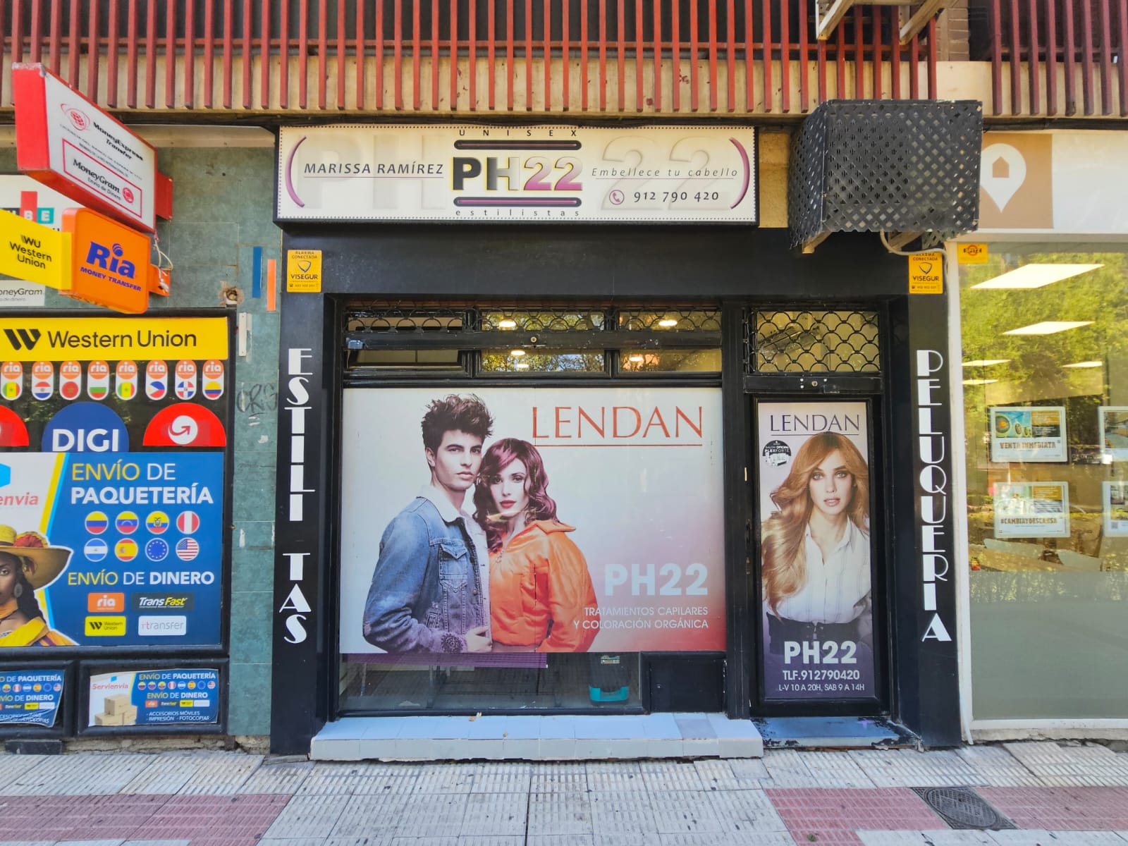 Foto de portada PELUQUERÍA PH22 ESTILISTAS