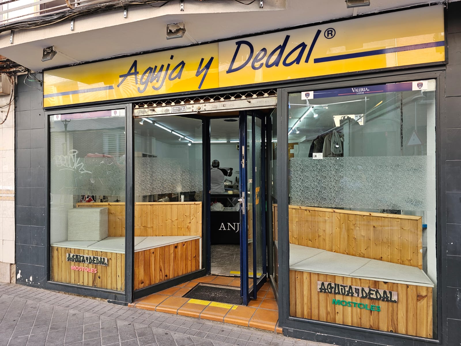 Foto de portada UCHE TAILORS