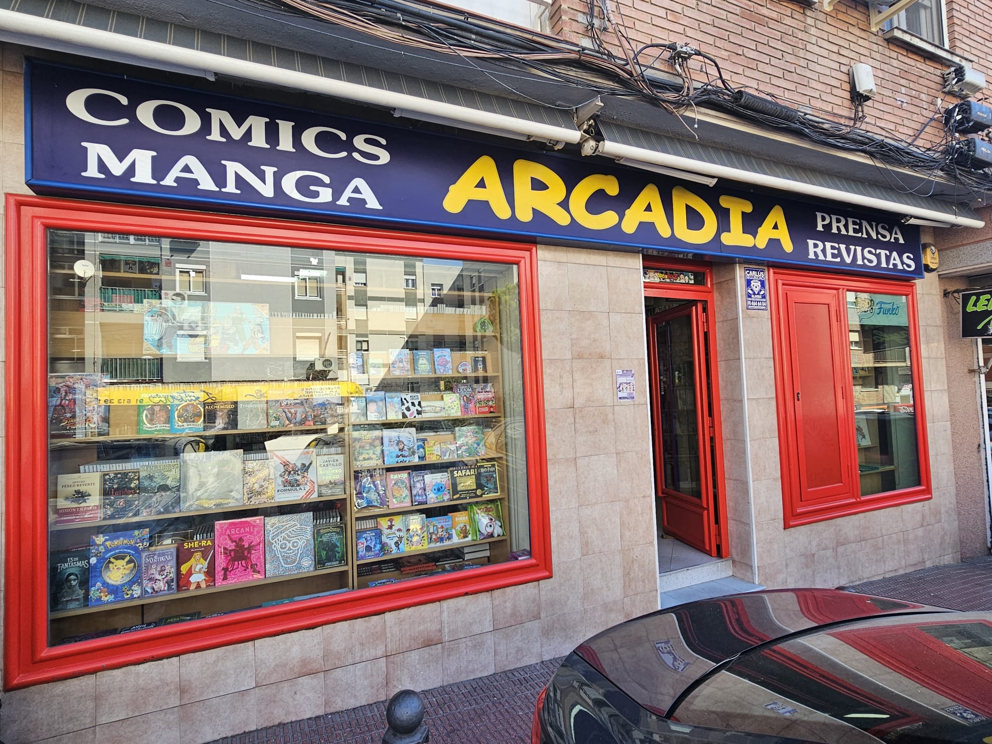 Foto de portada ARCADIA COMICS