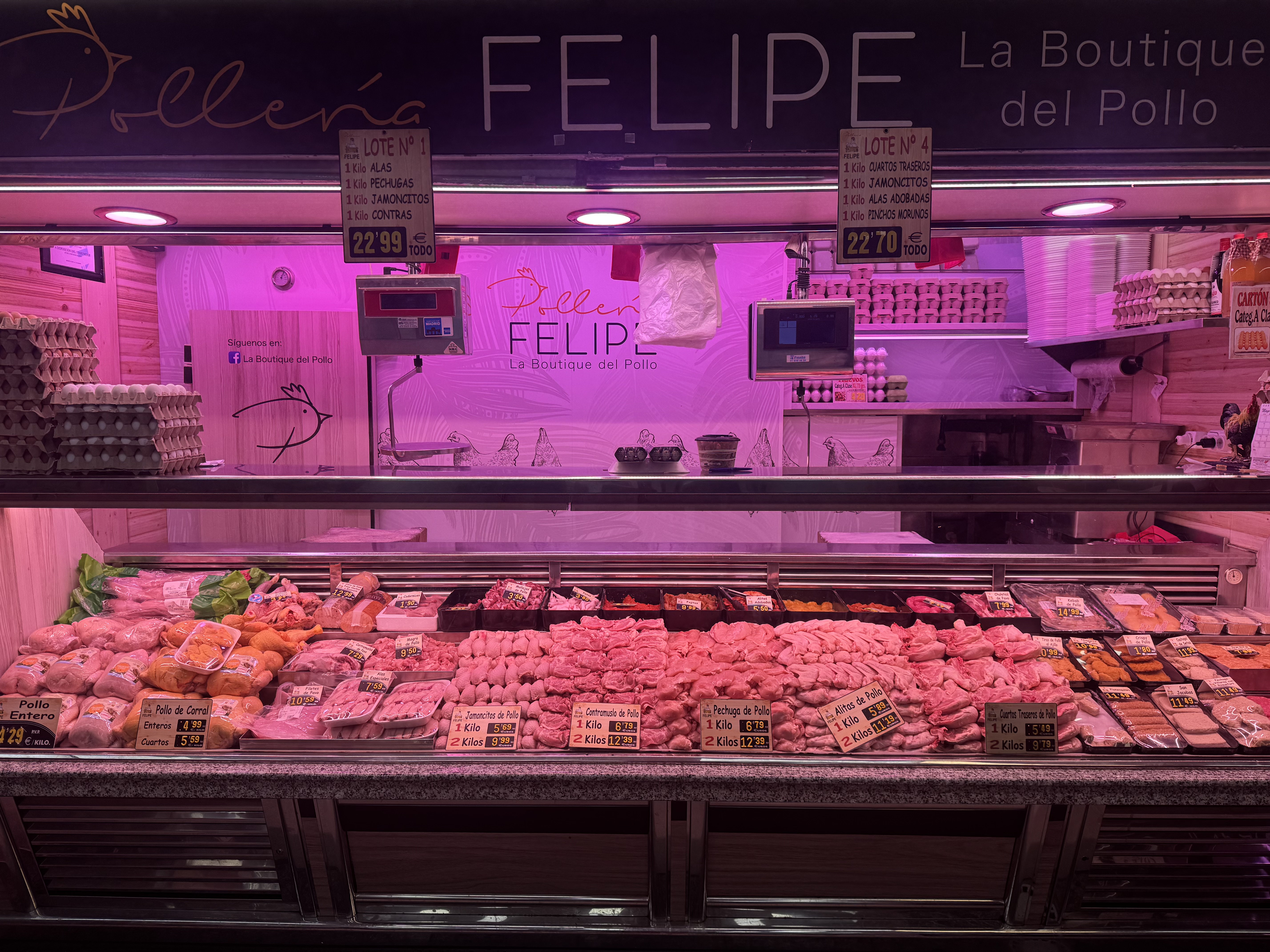 Foto de portada LA BOUTIQUE DEL POLLO FELIPE