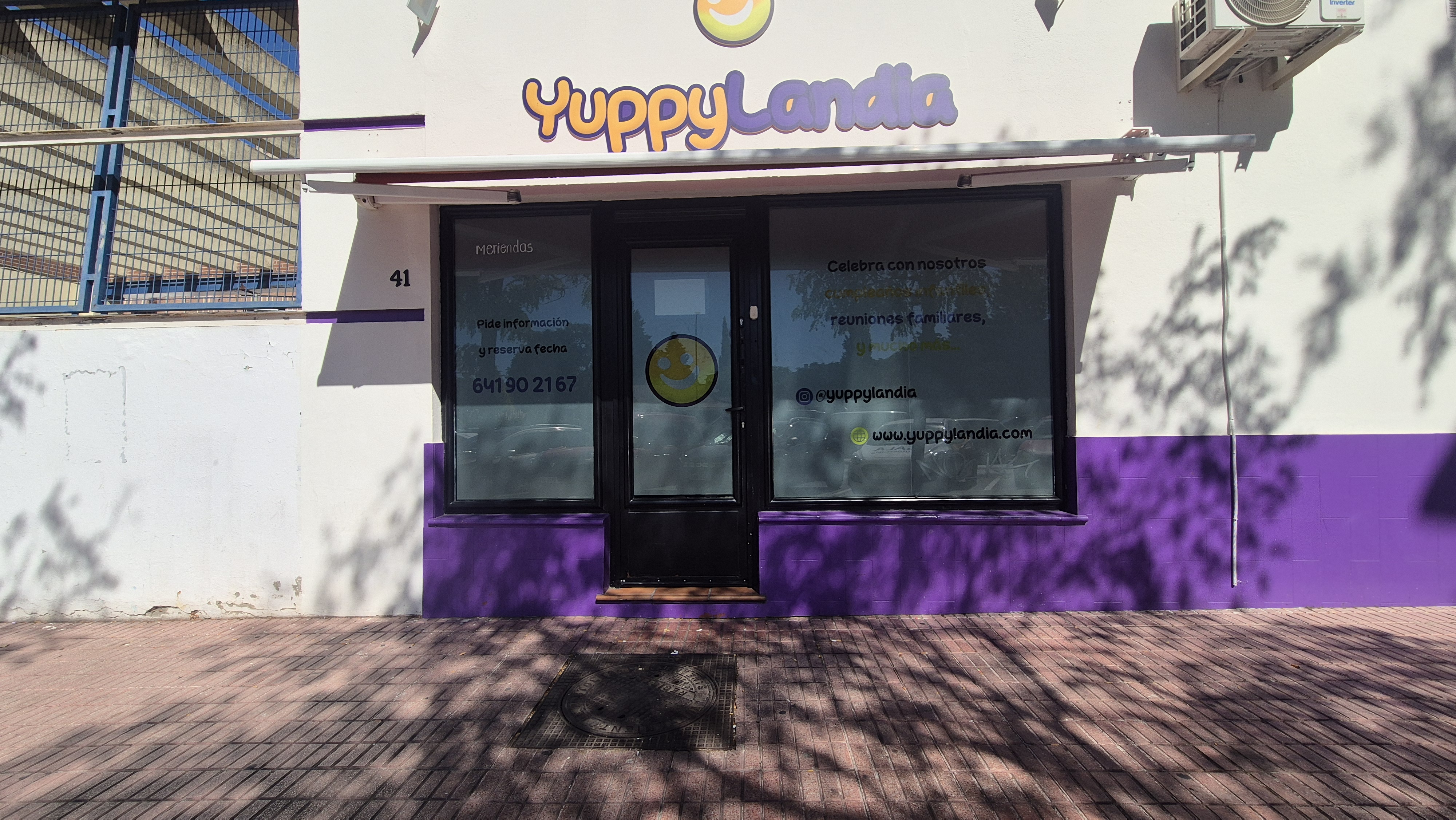 Foto de portada YUPPYLANDIA