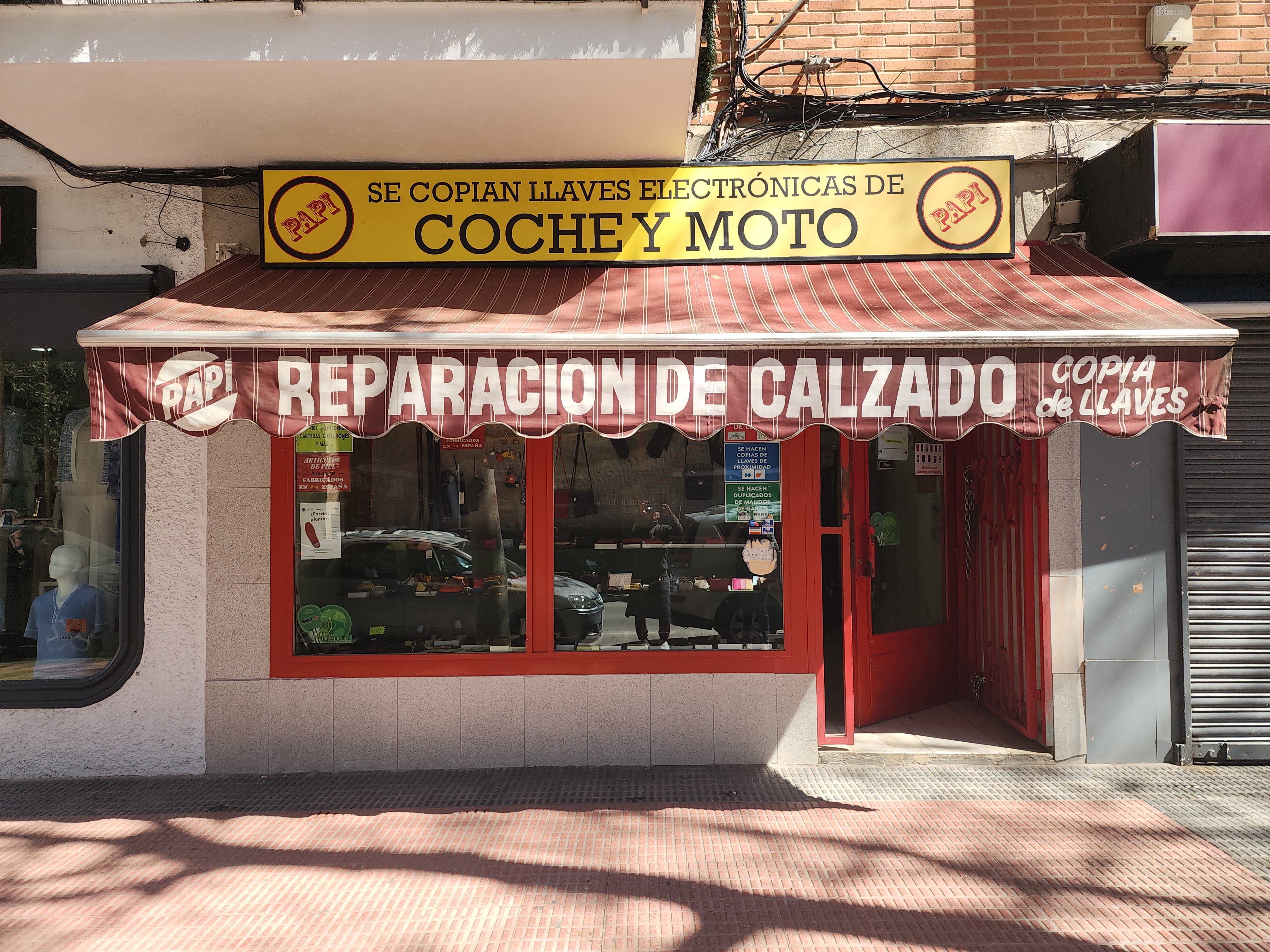 Foto de portada Papi reparacion de calzados y copias de llaves