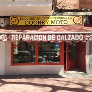 Foto de portada Papi reparacion de calzados y copias de llaves